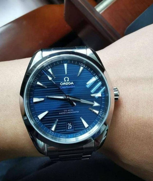 锁不同场合的腕表搭配秘籍凯发k8入口腕间时尚：解(图3)
